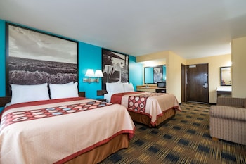 Room, 2 Queen Beds, Non Smoking (Second Floor)