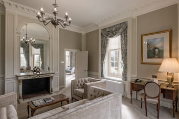 Suite (Mansion State Suite)
