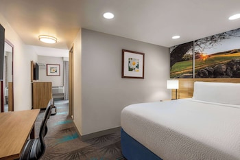 Business Room, 2 Double Beds, Non Smoking