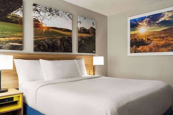 Room, 1 Queen Bed, Accessible, Non Smoking (Mobility Accessible)