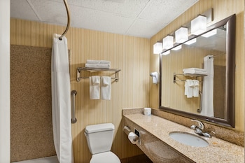 Standard Room, 2 Queen Beds, Non Smoking