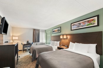 Standard Room, 2 Double Beds, Non Smoking