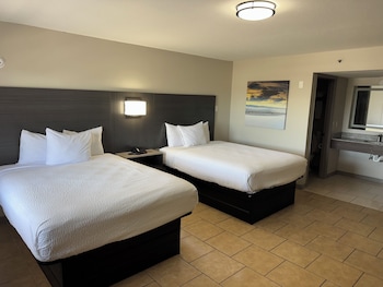 Room, 2 Queen Beds, Non Smoking
