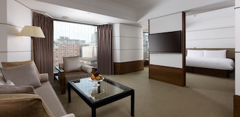 Junior Suite, 1 King Bed
