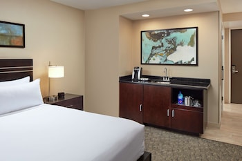 Deluxe Room, 1 King Bed