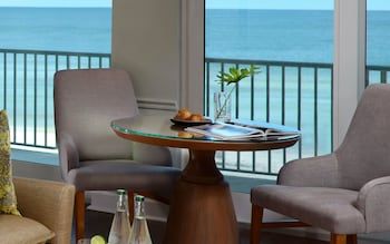 Premium Beachfront King