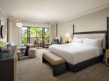 Fairmont Garden View King (Newly Renovated)