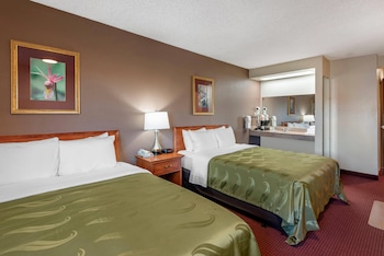 Room, 2 Queen Beds, Accessible, Non Smoking (Accessible Tub)