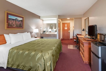 Standard Room, 1 King Bed, Non Smoking