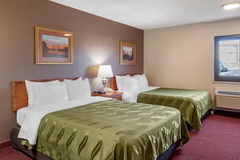 Room, 2 Queen Beds, Accessible, Non Smoking (Accessible Tub)