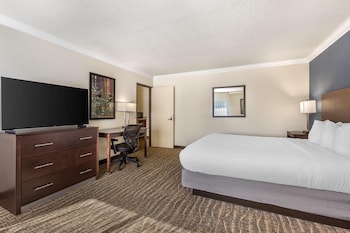 Suite, Multiple Beds, Non Smoking, Refrigerator & Microwave