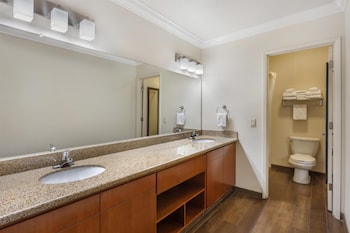 Suite, Multiple Beds, Non Smoking, Refrigerator & Microwave