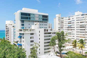 Suite, 1 Bedroom, Partial Ocean View
