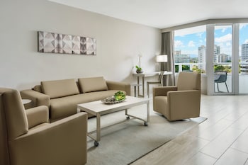 Suite, 1 Bedroom, Balcony