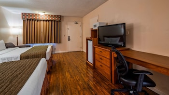 Standard Room, 2 Queen Beds, Accessible, Non Smoking