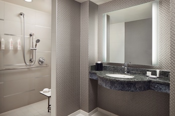 Room, 1 King Bed (Mobility Accessible, Roll-In Shower)