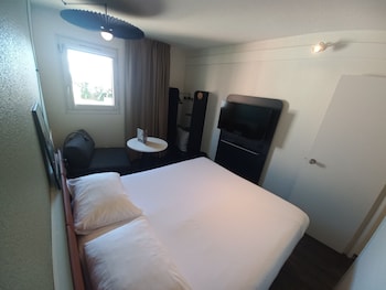 Standard Double Room, Multiple Beds