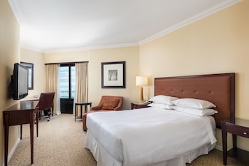 Club Room, 1 Queen Bed