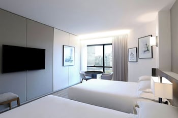 Superior Twin Room, 2 Twin Beds, Pool Access