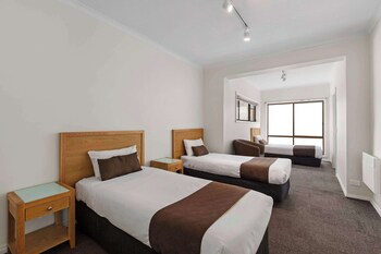 Standard Apartment, 2 Bedrooms, Non Smoking, Kitchen (Living Room)