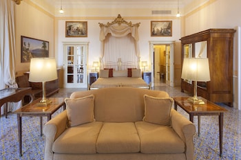 Suite, 2 Bedrooms, Sea View (Pavarotti)