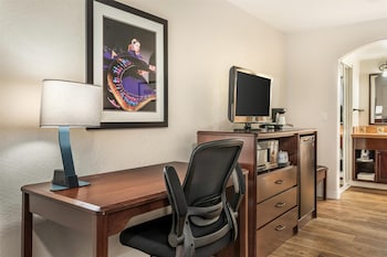Standard Room, 1 King Bed, Non Smoking, Refrigerator & Microwave