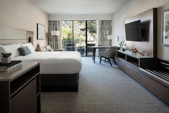 Room, 2 Double Beds, Resort View