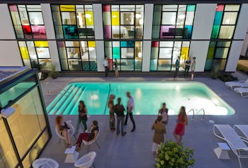 Deluxe Room, 2 Queen Beds, Balcony (Amplified)