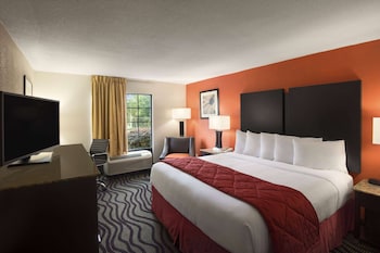 Standard Room, 1 King Bed