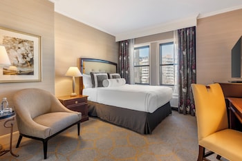 Deluxe Room, 1 Queen Bed