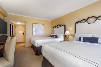 Traditional Room, 2 Queen Beds
