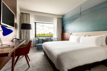 Superior Room, 1 King Bed