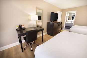 Standard Room, 2 Queen Beds, Non Smoking, Refrigerator & Microwave