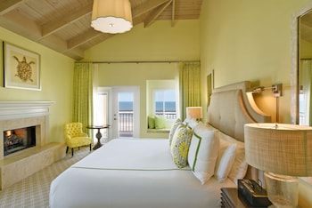 Room, 1 King Bed, Oceanfront (Preferred)