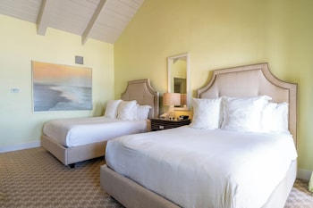 Room, 1 King Bed or 2 Queen Beds, Oceanfront (Superior)