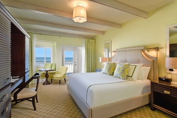 Room, 1 King Bed or 2 Queen Beds, Oceanfront (Superior)