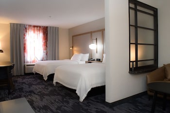 Suite, 1 King Bed with Sofa bed