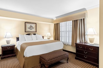 Suite, 1 King Bed, Non Smoking, Jetted Tub
