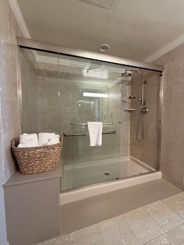 Premium Room, 1 QUEEN BED with the Riverview