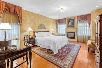 Superior Room, 1 King Bed (Premium ONE KING BED Jacuzzi with Riv)