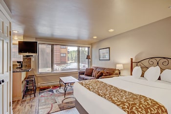 Premier Studio (Condominium)
