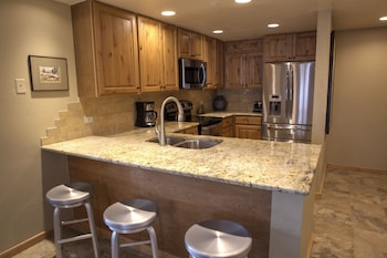 Condo, 4 Bedrooms