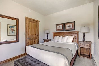 Condo, 4 Bedrooms