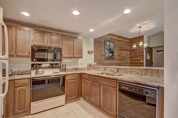 Condo, 1 Bedroom