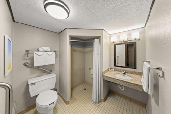 Economy Room, 1 Queen Bed