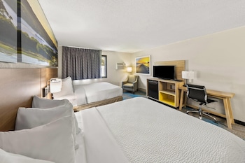 Room, 2 Queen Beds, Accessible, Non Smoking