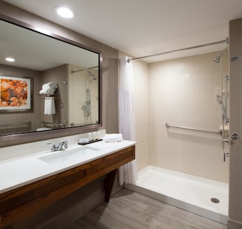 Suite, 1 King Bed, Mountain View (Peloton)