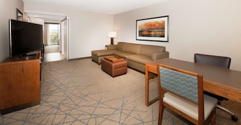 Suite, 2 Queen Beds, Accessible (Hearing)