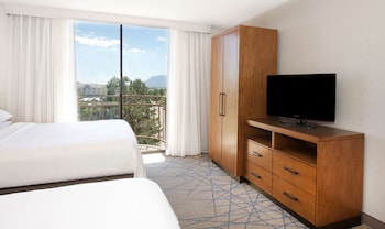 Two Queen Beds, Mountain View, Non-Smoking
