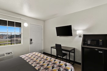 Room, 1 Queen Bed, Non Smoking